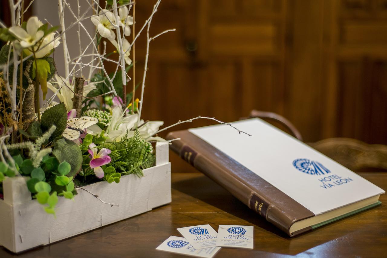 Hotel Alda Via Leon Ngoại thất bức ảnh