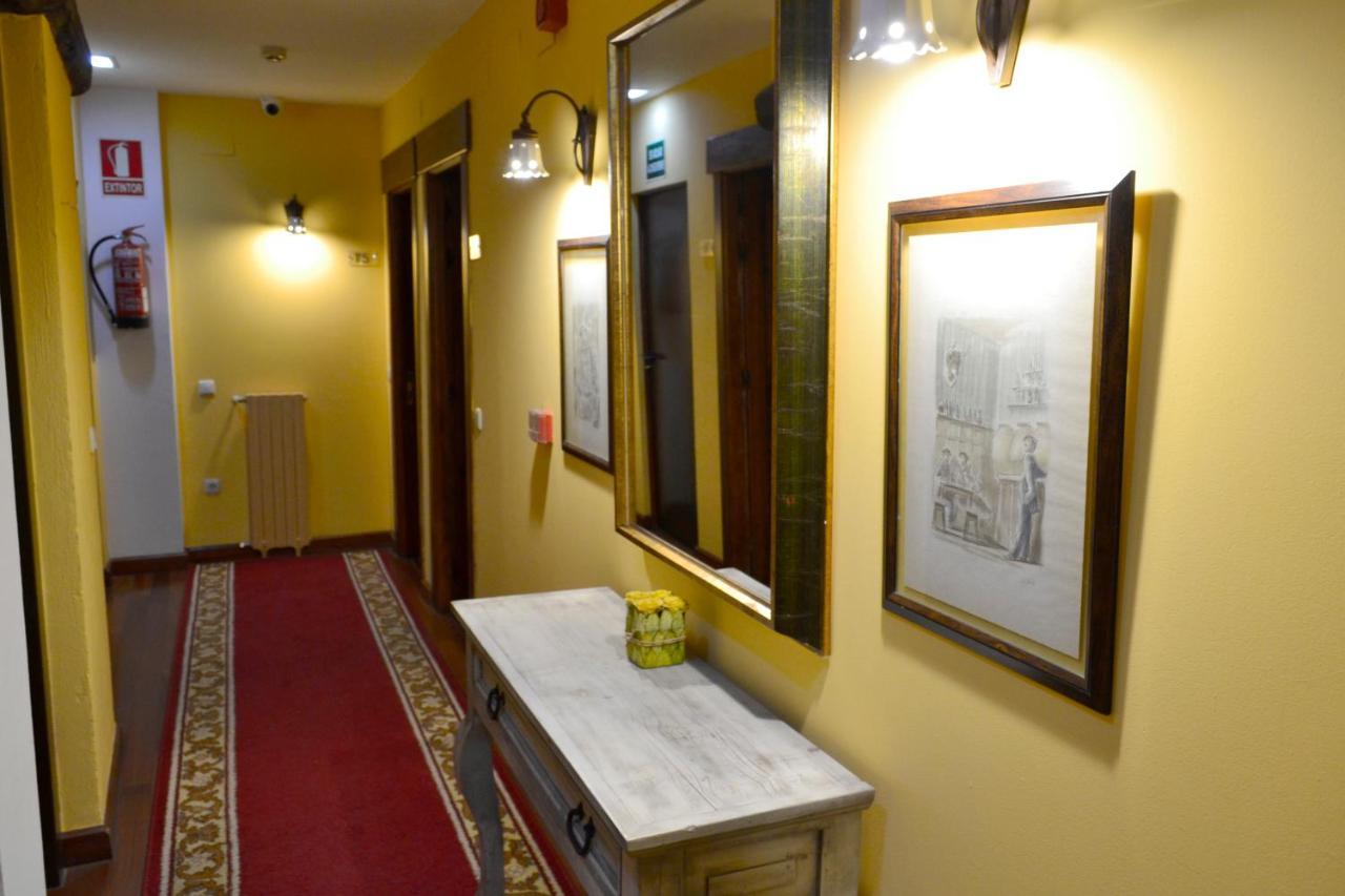 Hotel Alda Via Leon Ngoại thất bức ảnh